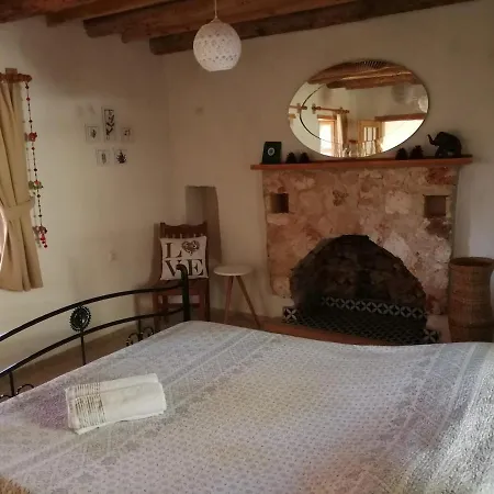 Private Restored Stone House With Terrace And Gardens Casa de Férias