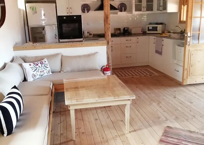 Holiday home Private Restored Stone House With Terrace And Gardens