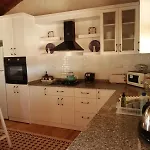 בית נופש Private Restored Stone House With Terrace And Gardens *